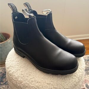 Blundstone Chelsea Boots Size 11 Black